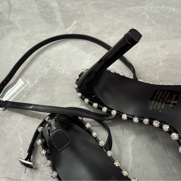 NWOT Women’s Steve Madden Zelle Black Rhinestone High Heel Sandals Size 7.5 - Picture 13 of 16